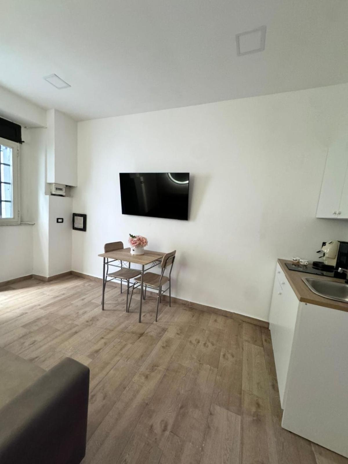 Anita S Home Naples Luaran gambar
